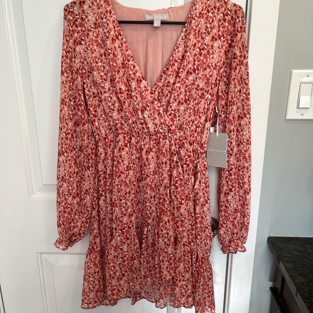 NWT Chelsea 28 Long Sleeve Floral Dress Size M